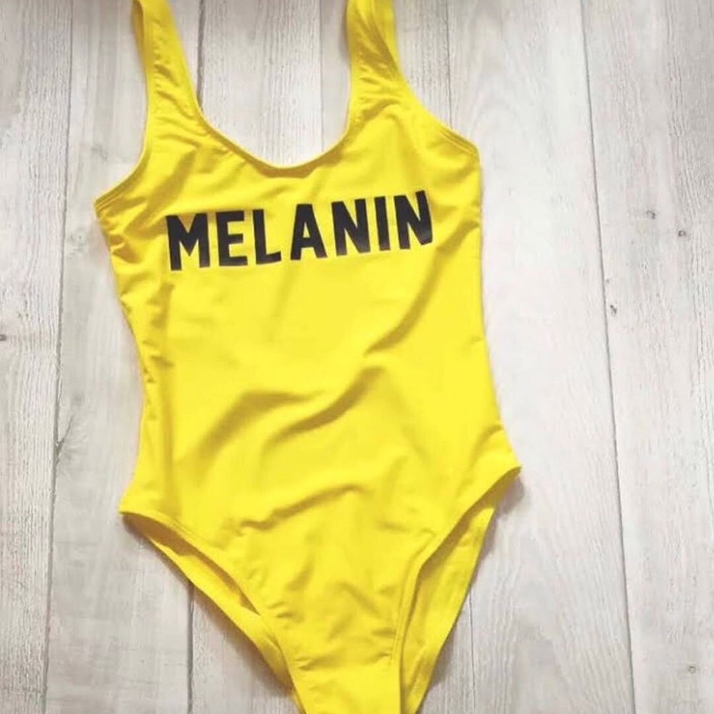 Women’s clothes and accessories